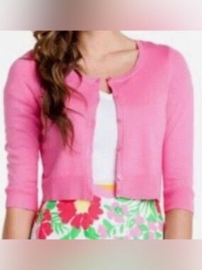 Lilly Pulitzer Hot Pink XS/S Crop Cardigan Sweater 3/4 Sleeves Button Front EUC